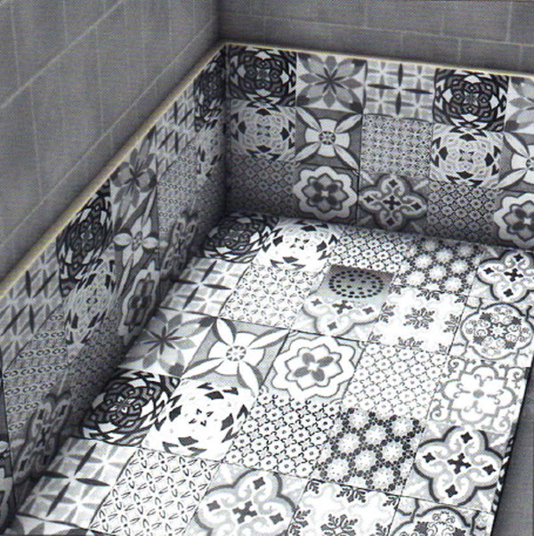 Plato de ducha extraplano con panel bajo hidraulico